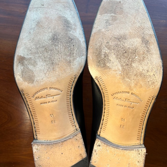 Elevate Your Look with Black Almond Toe Lace-Up Salvatore Ferragamo Dress Shoes! - Picture 5 of 6